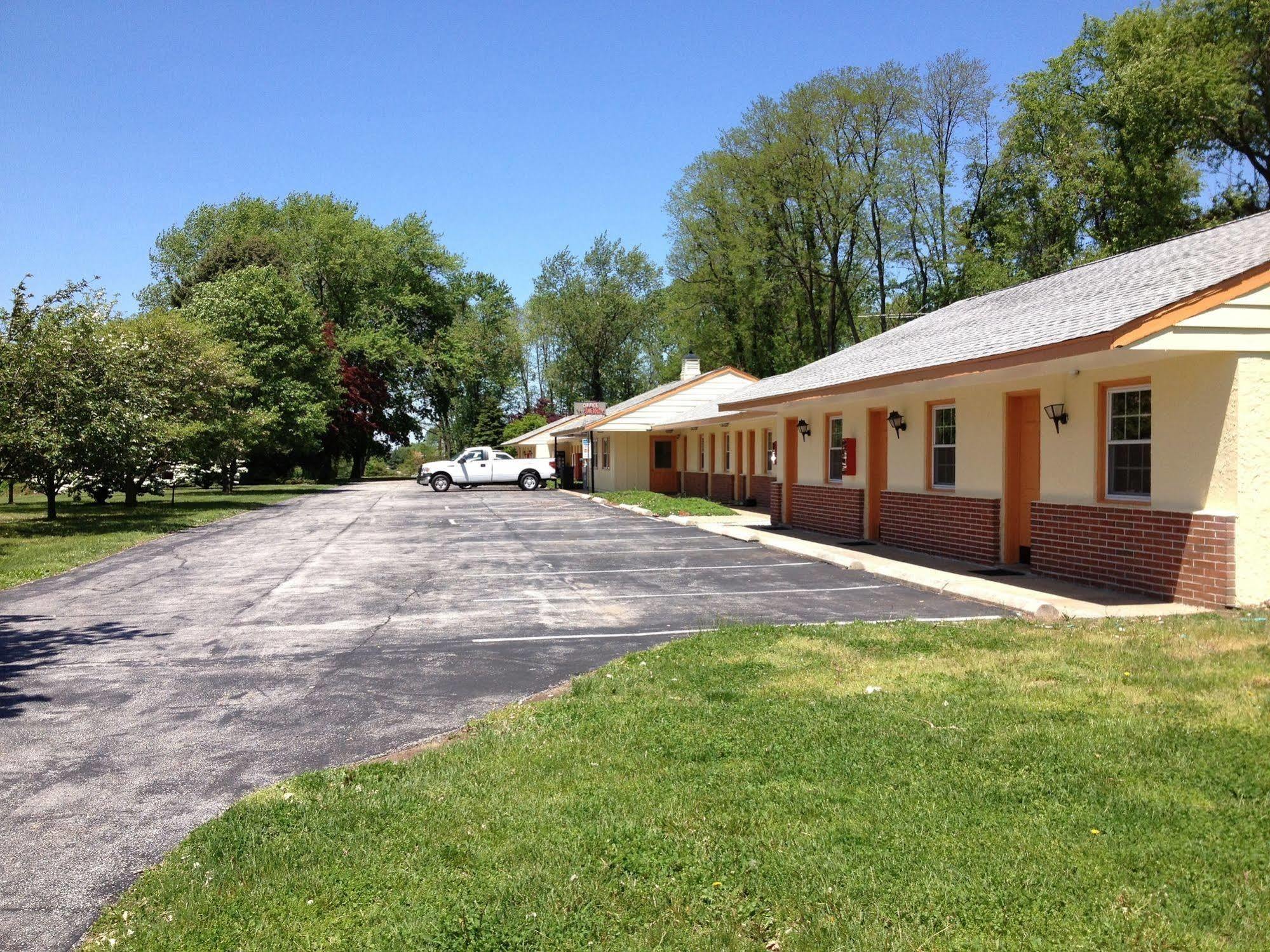 Sentinel Motel West Chester Extérieur photo