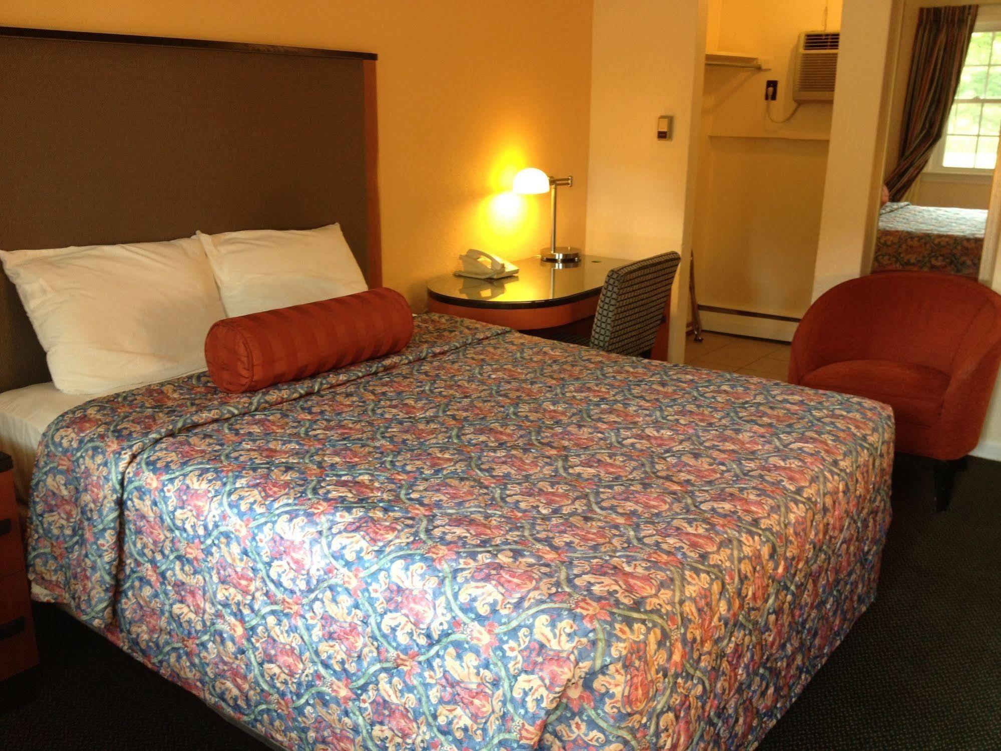 Sentinel Motel West Chester Extérieur photo